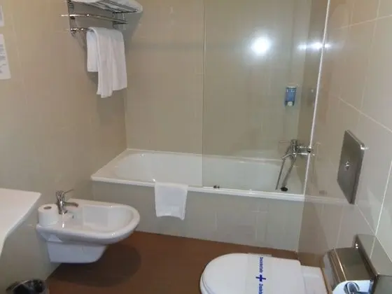 Tek Büyük veya İki Ayrı Yataklı Oda