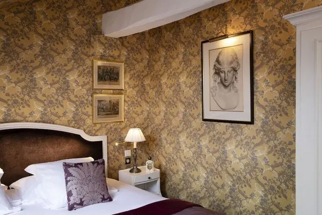 Suite (Mme de Pompadour)
