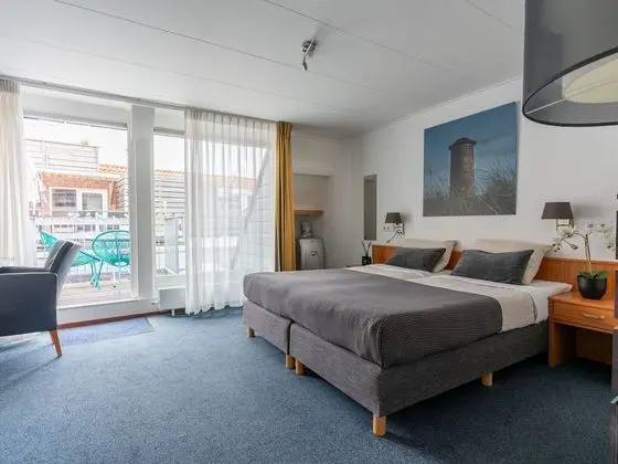 Standard Tek Büyük veya İki Ayrı Yataklı Oda, Balkon