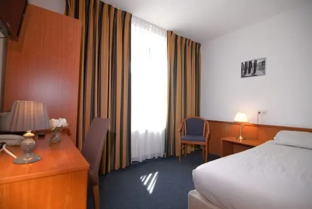 Standard Tek Kişilik Oda