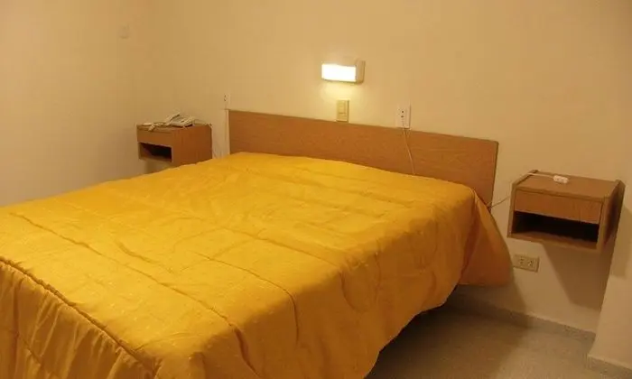 Standard Tek Büyük veya İki Ayrı Yataklı Oda, 1 Çift Kişilik veya 2 Tek Kişilik Yatak, Özel Banyo