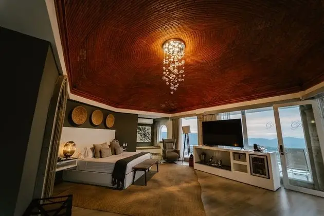 VISTA SUITE