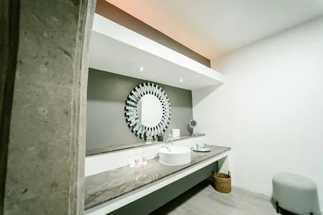 VISTA SUITE