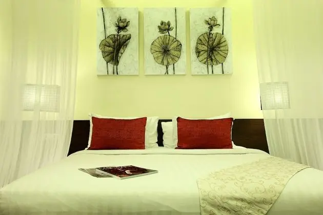 Grand Deluxe Room Only