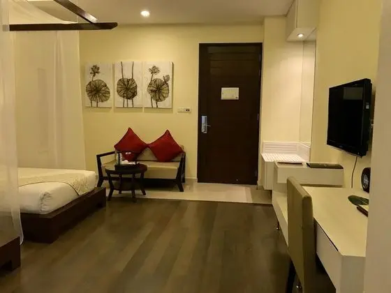 Grand Deluxe Room Only