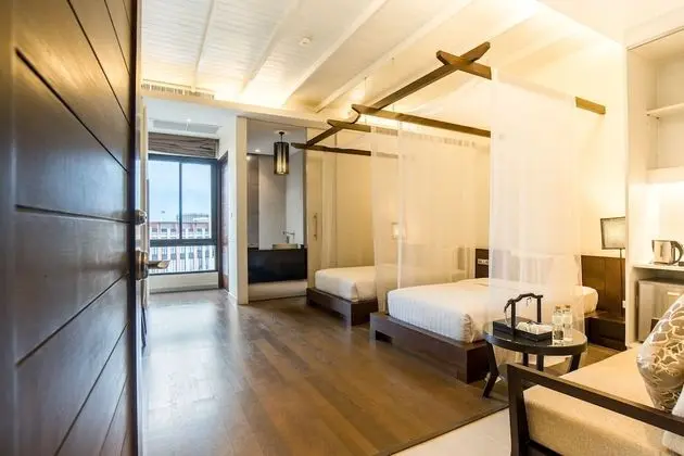 Grand Deluxe Room Only