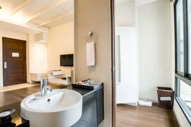 Grand Deluxe Room Only