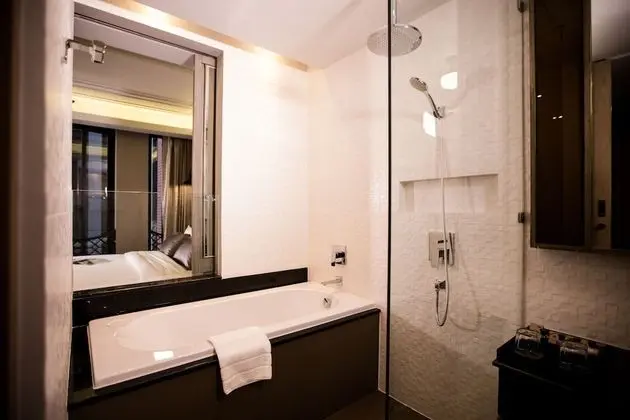 Deluxe Room with Pool View