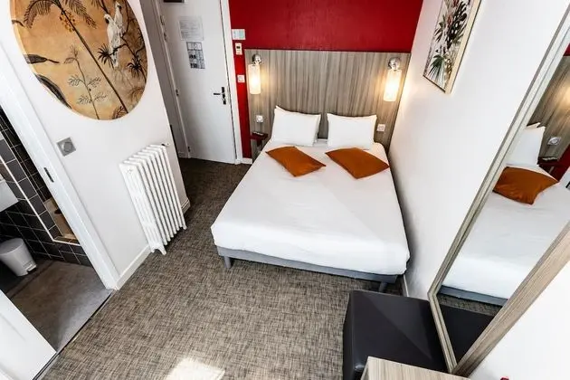 Chambre Double (Climatisée)