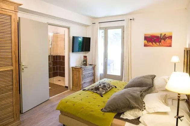 Chambre Double Supérieure climatisée