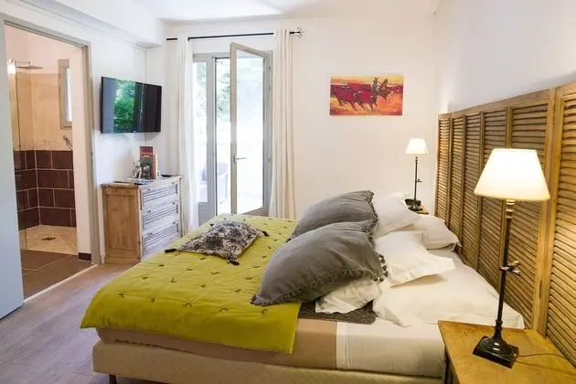 Chambre Double Supérieure climatisée