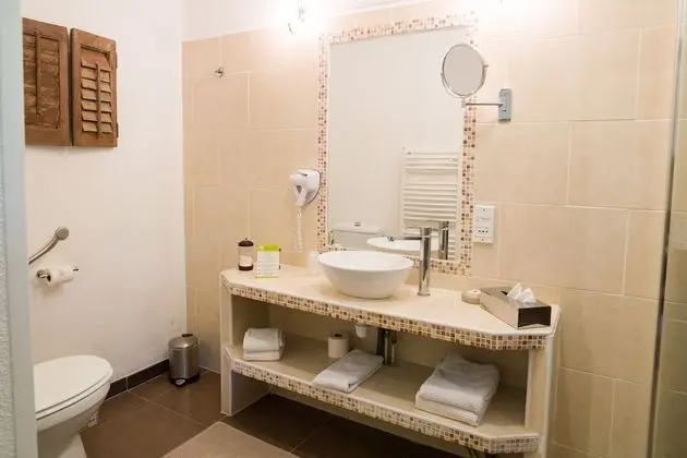 Chambre Double Supérieure climatisée