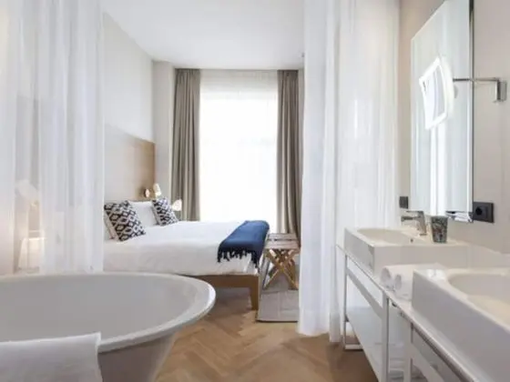 Süit, Göl Manzaralı