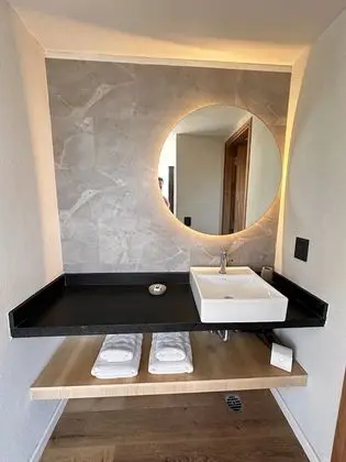 Exclusive Çatı Katı (Loft), 1 En Büyük (King) Boy Yatak, Küvet, Dağ Manzaralı