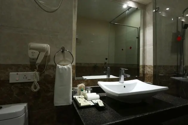 Luxury Oda, 1 En Büyük (King) Boy Yatak, Bahçe Manzaralı