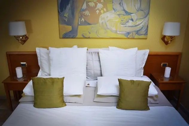 Deluxe Tek Büyük Yataklı Oda