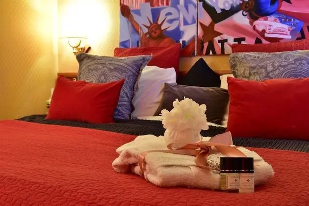 Deluxe Tek Büyük Yataklı Oda
