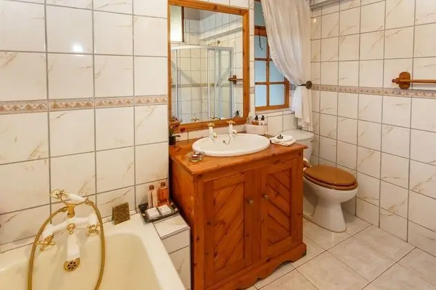 Premium Tek Büyük Yataklı Oda