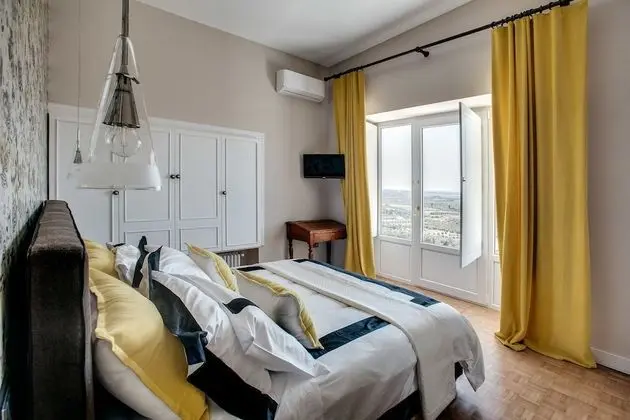 Süit, Balkon