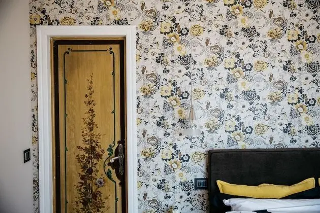 Süit, Balkon