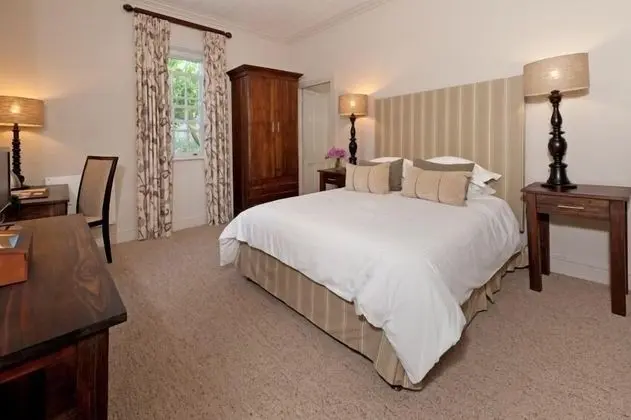 Luxury Tek Büyük veya İki Ayrı Yataklı Oda