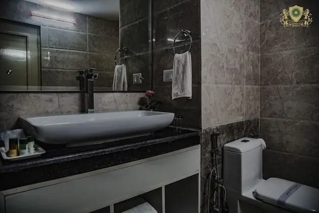 Deluxe Tek Büyük Yataklı Oda