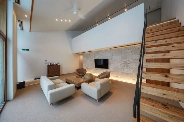 Luxury Villa (Room 02)