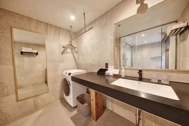 Luxury Villa (Room 02)