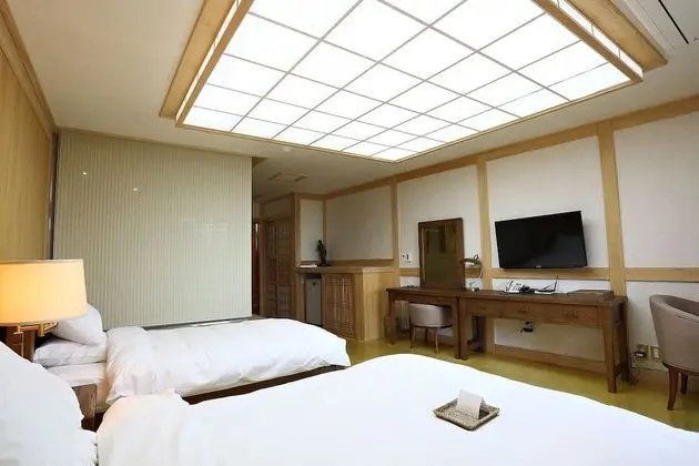 Standard Oda (Bed, Free Nature Park)