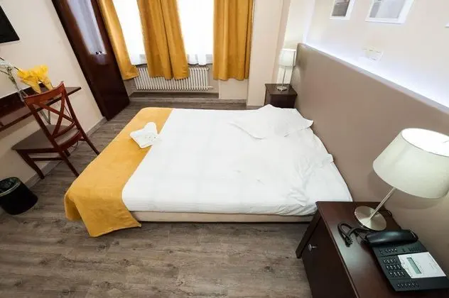 Çift ​​kişilik Standard