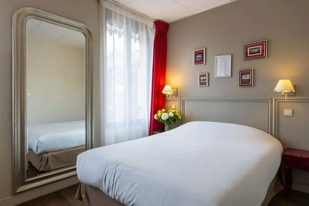 Comfort Tek Büyük Yataklı Oda (with Bath)