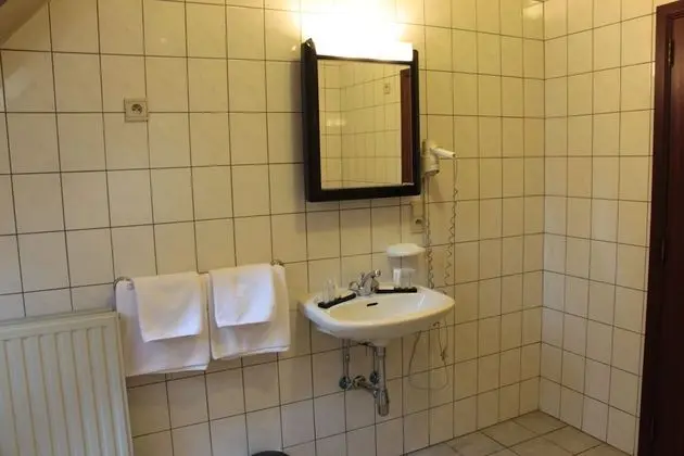 Economy Tek Kişilik Oda