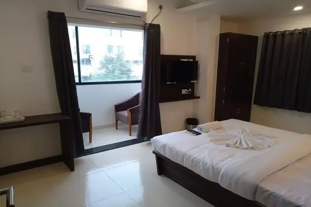 Deluxe Tek Büyük Yataklı Oda, Balkon
