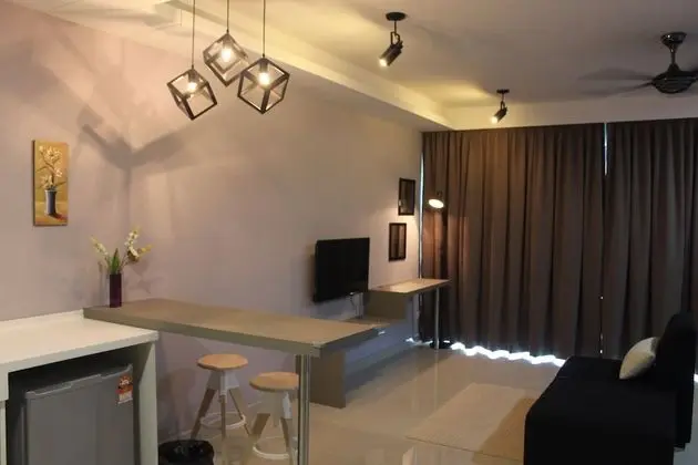Deluxe Stüdyo, 1 En Büyük (King) Boy Yatak, Havuz Manzaralı