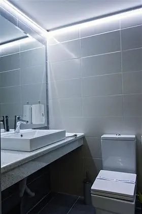 Economy Twin Room (Without Window)