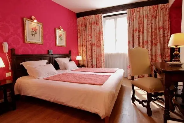 Classic Tek Büyük Yataklı Oda