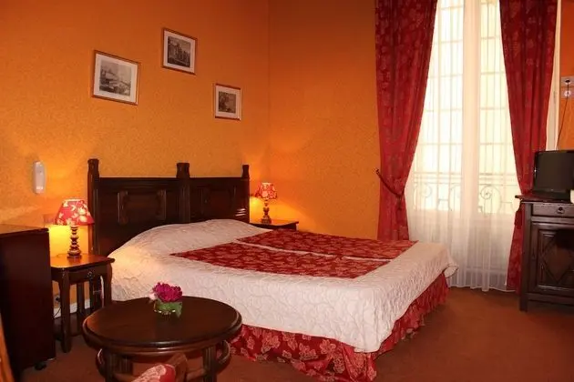 Tek Büyük Yataklı Oda (Charme)