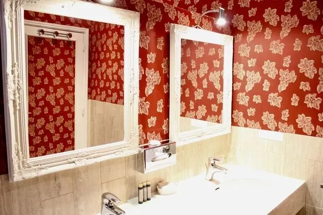 Tek Büyük Yataklı Oda (Charme)