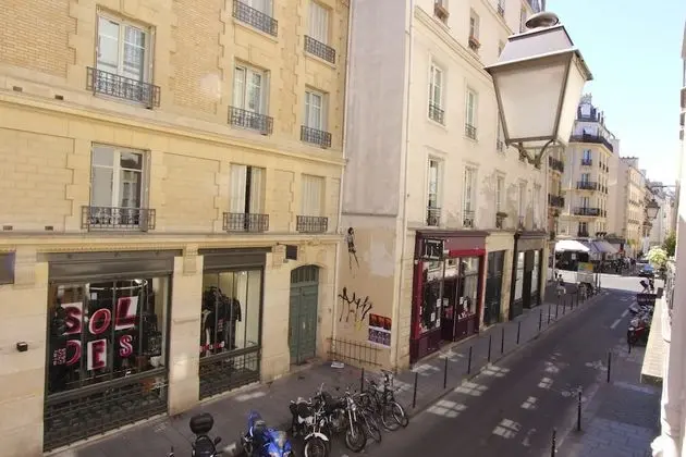 Tek Büyük Yataklı Oda (Charme)