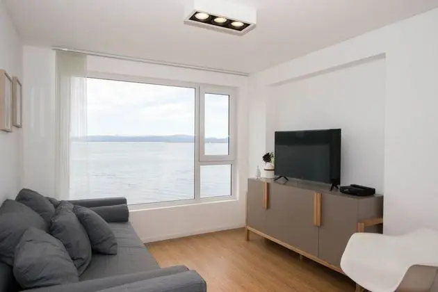 Family Apart Daire, 2 Yatak Odası, Deniz Manzaralı, Okyanusa Sıfır