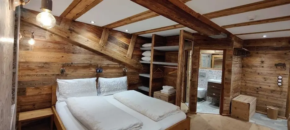 Deluxe Üç Kişilik Oda