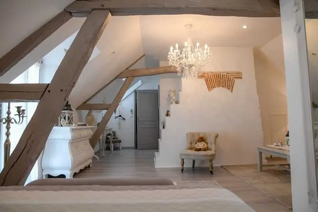 Romantic Tek Büyük Yataklı Oda, Havuz Manzaralı