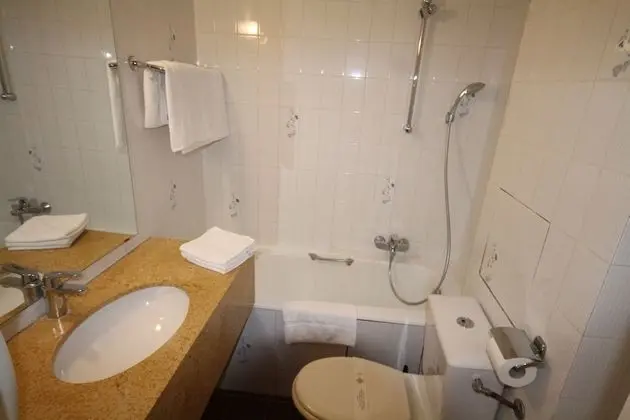 Classic Tek Büyük Yataklı Oda