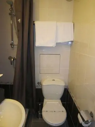 Classic Tek Büyük Yataklı Oda