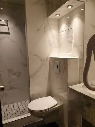 Classic Üç Kişilik Oda