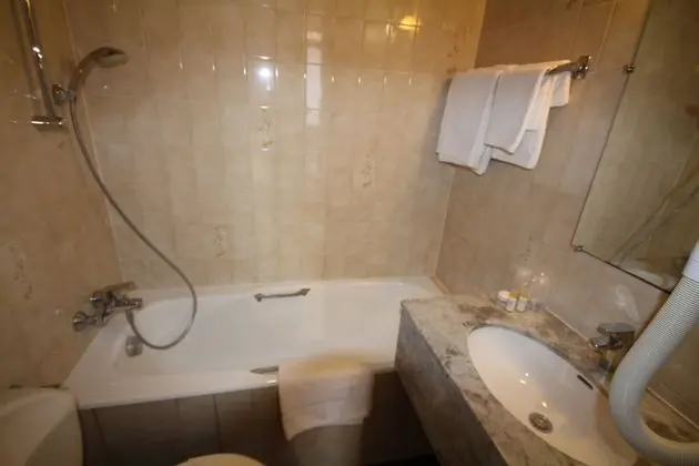 Classic Üç Kişilik Oda