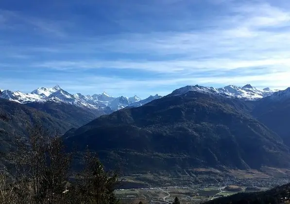 Büyük Yataklı Tek Kişilik Oda, Balkon, Dağ Manzaralı