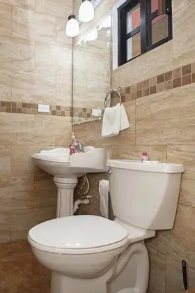 Economy Tek Büyük Yataklı Oda