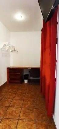 Economy Tek Büyük Yataklı Oda