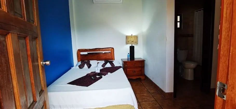 Economy Tek Büyük Yataklı Oda